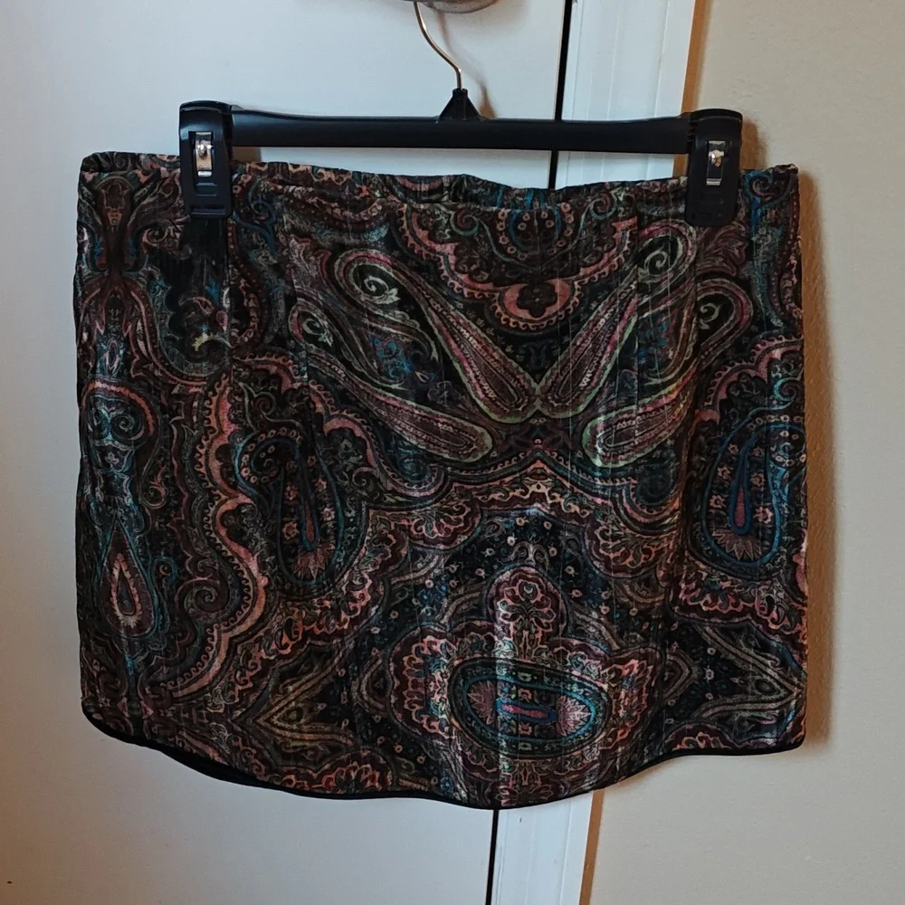 Zara Multicolor Paisley Mini Skirt - Picture 2 of 4
